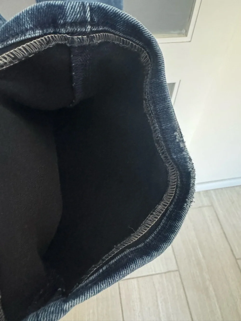 Kut from the Kloth Natalie Bootcut High Rise - Picture 4 of 7